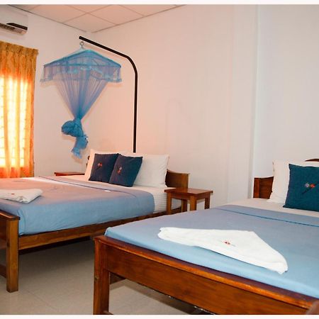 French Garden Resort Uppuveli Luaran gambar