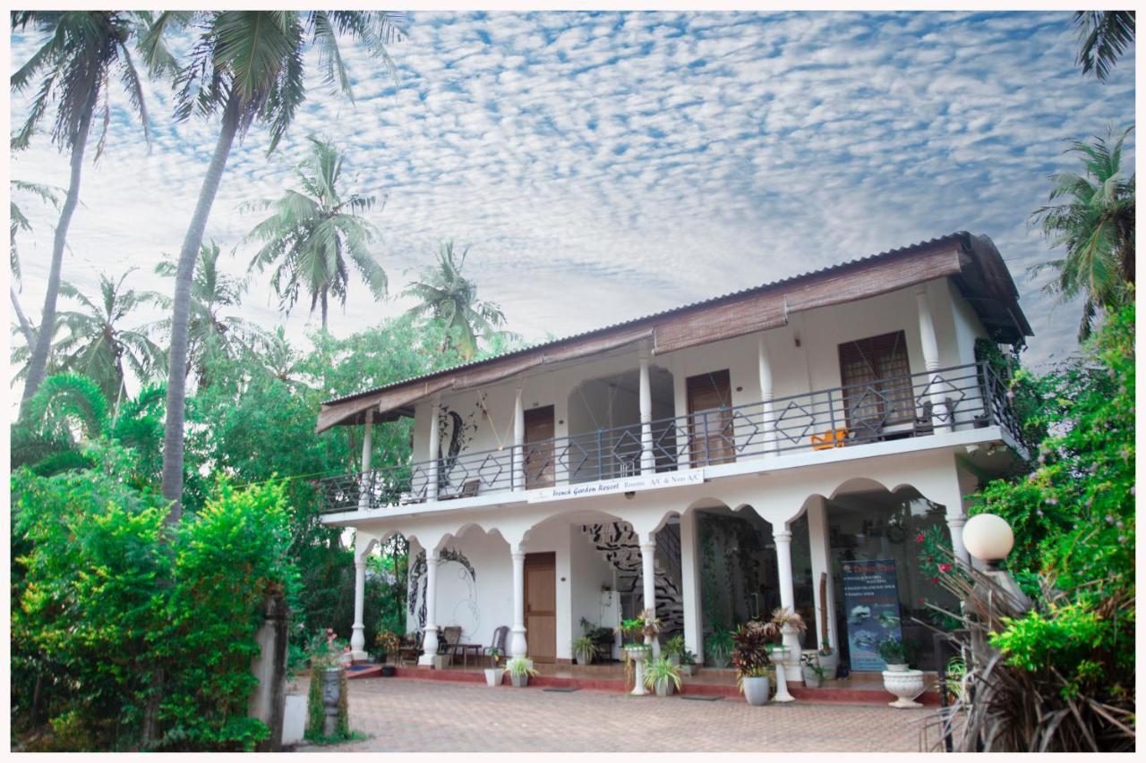 French Garden Resort Uppuveli Luaran gambar