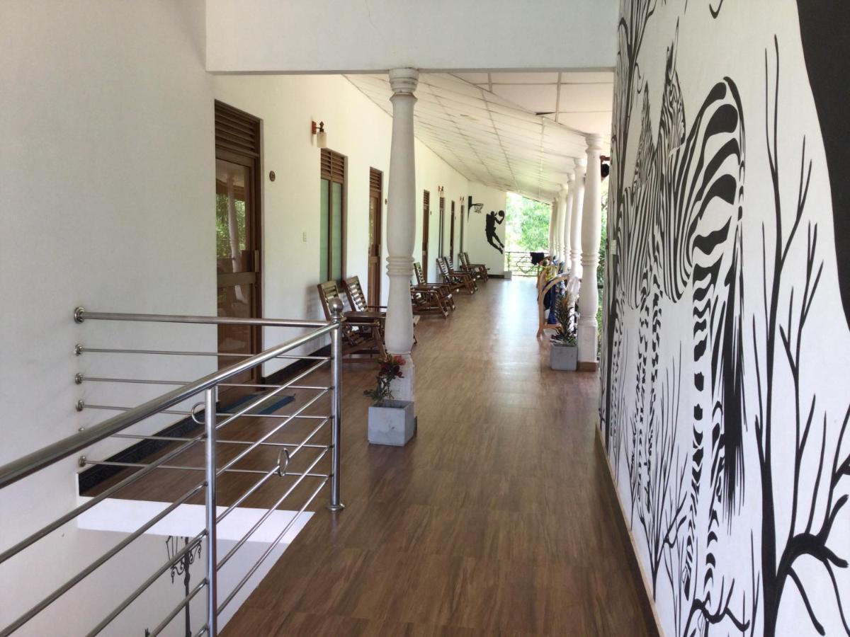 French Garden Resort Uppuveli Luaran gambar