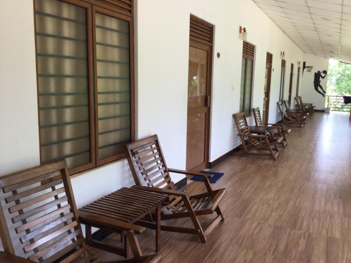 French Garden Resort Uppuveli Luaran gambar