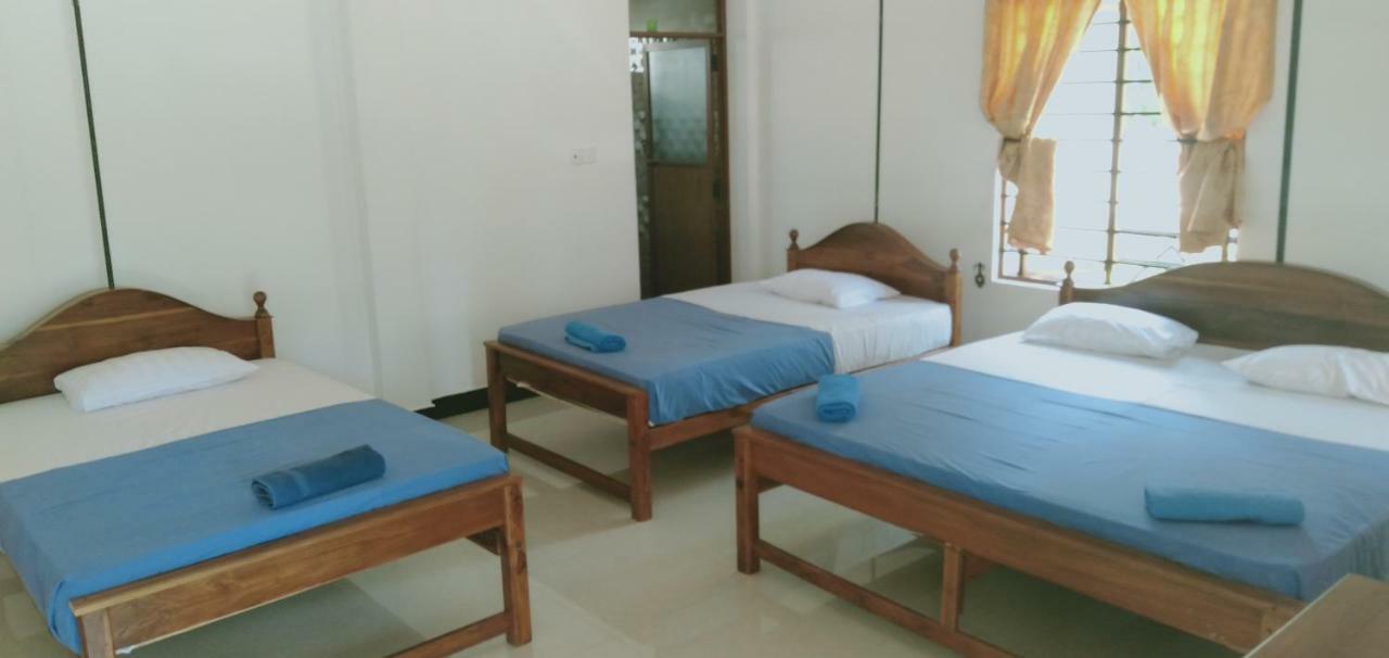 French Garden Resort Uppuveli Luaran gambar