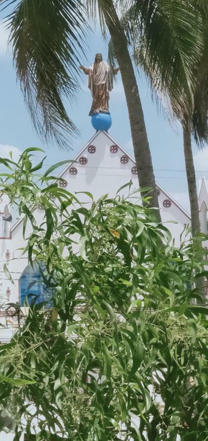 French Garden Resort Uppuveli Luaran gambar