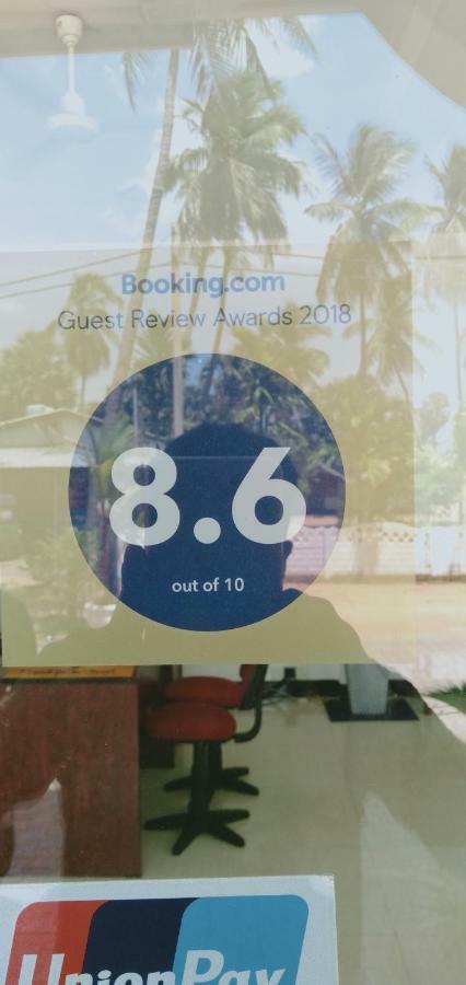 French Garden Resort Uppuveli Luaran gambar
